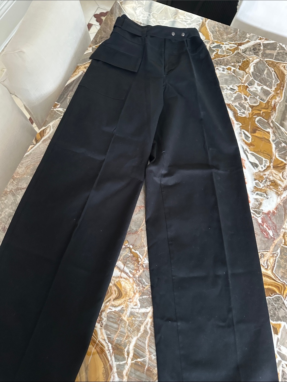 Men's Black Wide-Leg Cargo Pants